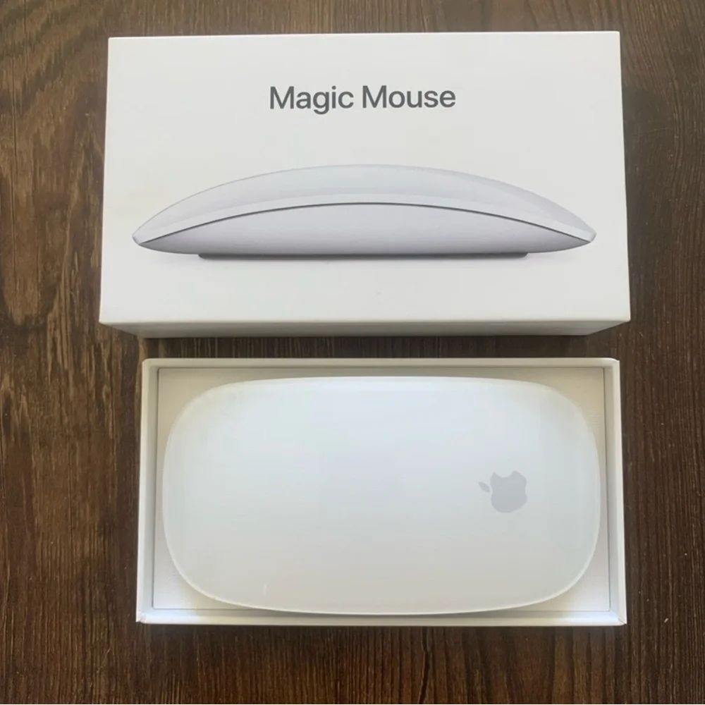 Apple Magic Mouse in White